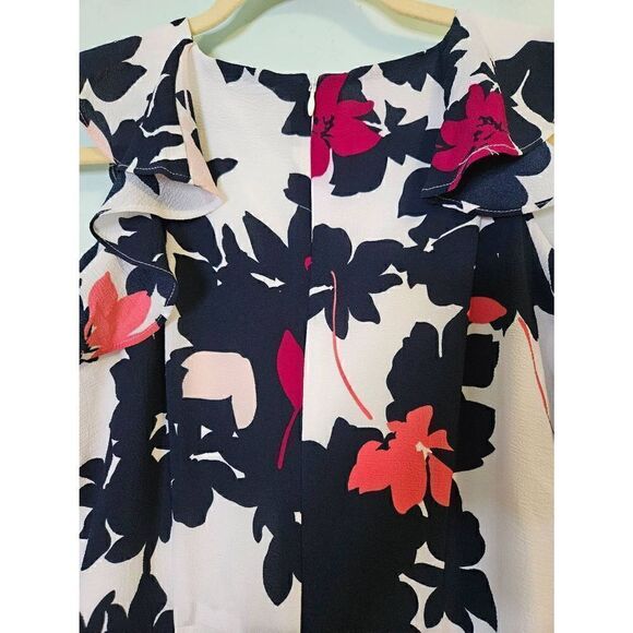 Liz Claiborne floral printed dress. NWT. Size 10. - Picture 4 of 6